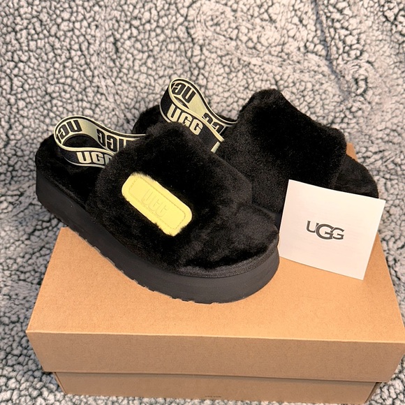 UGG Shoes - UGG Disco Sheepskin Fluff Slide Platform Sandle